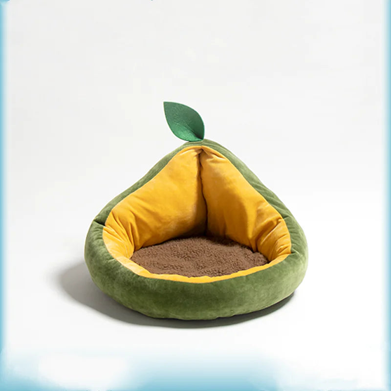 Cama em formato de fruta